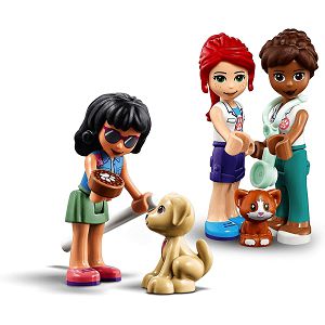 lego-kocke-friends-veterinarska-klinika-u-heartlake-cityu-41-81836-awt_5.jpg