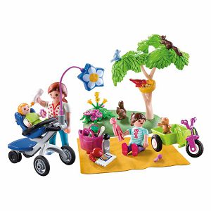 playmobil-kocke-family-fun-91034god-u-kofercicu-obiteljski-p-88674-lb_4.jpg