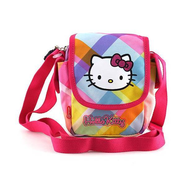 torbica-na-rame-helly-kitty-00571-target-13386-li_2.jpg